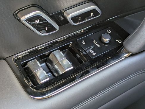 New 2026 Land Rover Range Rover Sport Dynamic SE AWD/4WD image 26