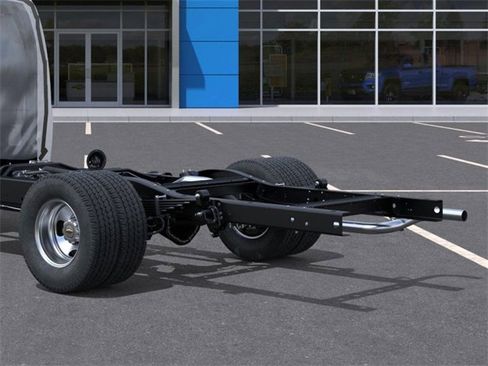 New 2025 Chevrolet Express 3500 w/ Power Convenience Package image 11