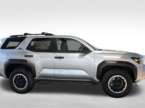 New 2026 Toyota 4Runner 4WD image 18