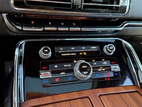 Used 2019 Lincoln Navigator Reserve w/ Cargo Package image 23