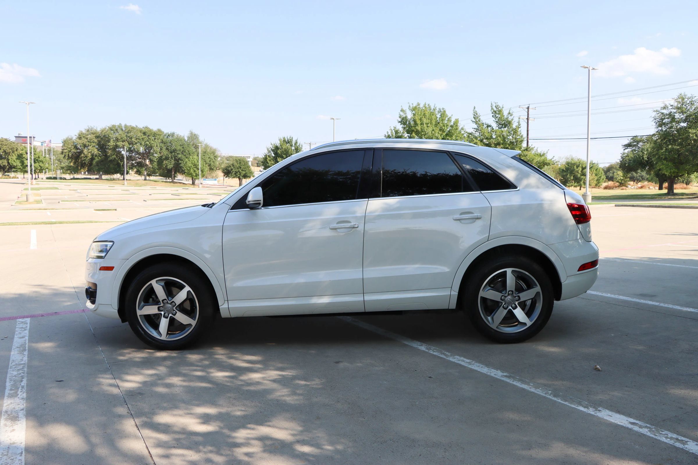 Used 2015 Audi Q3 2.0T Premium Plus AWD/4WD image 4