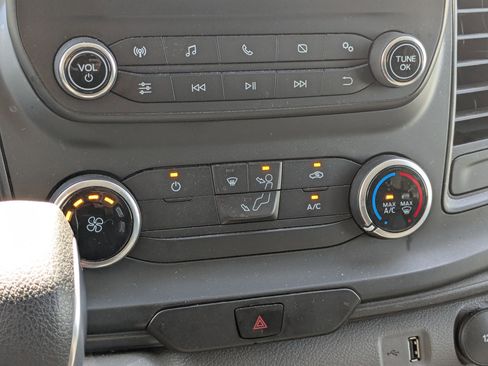 Certified 2024 Ford Transit 150 Low Roof image 27