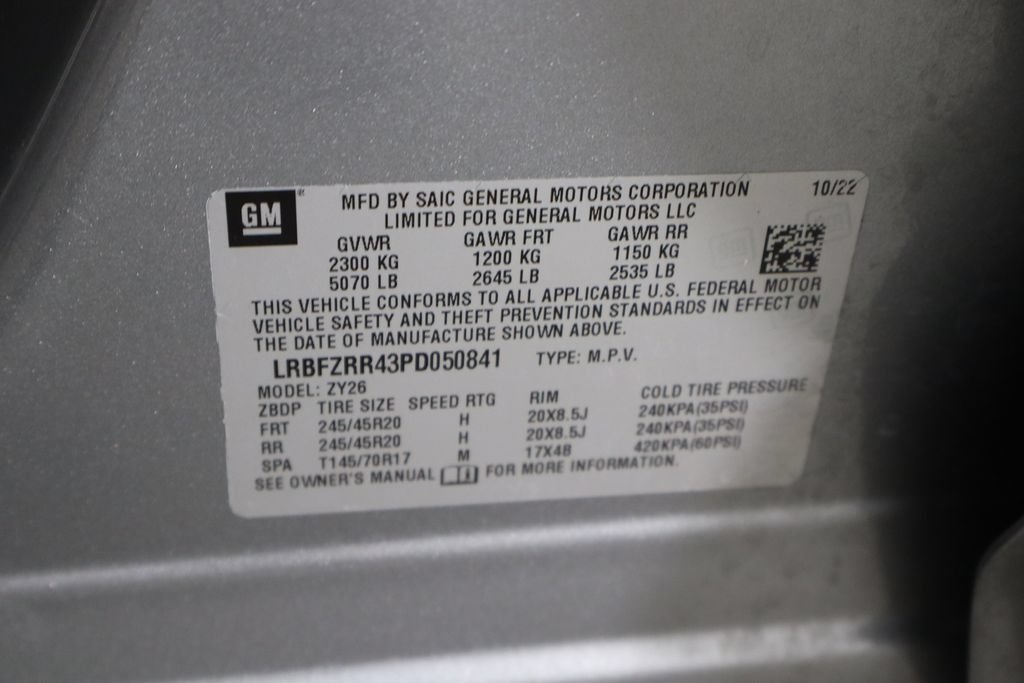 Used 2023 Buick Envision Avenir FWD image 43