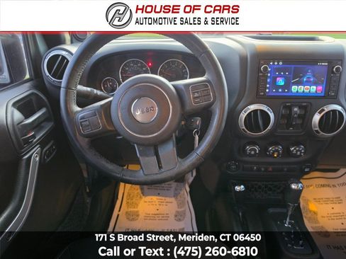 Used 2014 Jeep Wrangler Unlimited Sahara w/ Max Tow Package AWD/4WD image 24