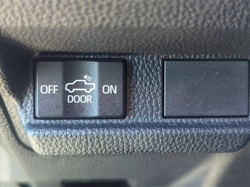 Used 2024 Toyota Tacoma SR5 image 10