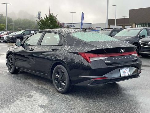 Certified 2023 Hyundai Elantra Blue FWD image 26