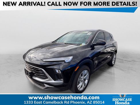 Used 2025 Buick Encore GX Preferred AWD/4WD image 1