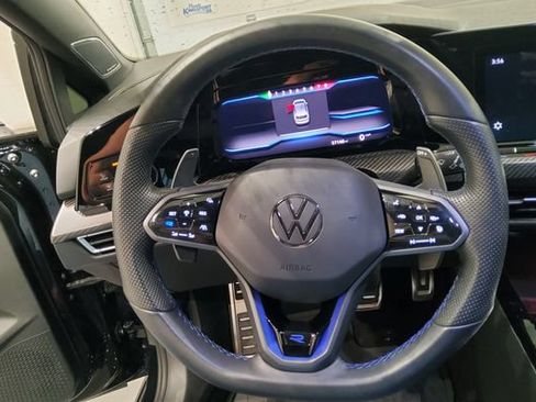Used 2023 Volkswagen Golf 20th Anniversary Edition AWD/4WD image 31