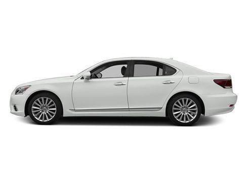 Used 2013 Lexus LS 460 w/ Comfort Pkg RWD image 3