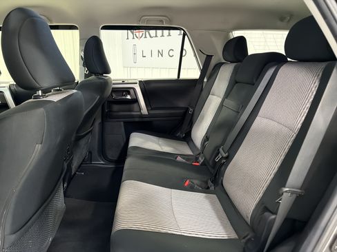 Used 2021 Toyota 4Runner SR5 AWD/4WD image 10