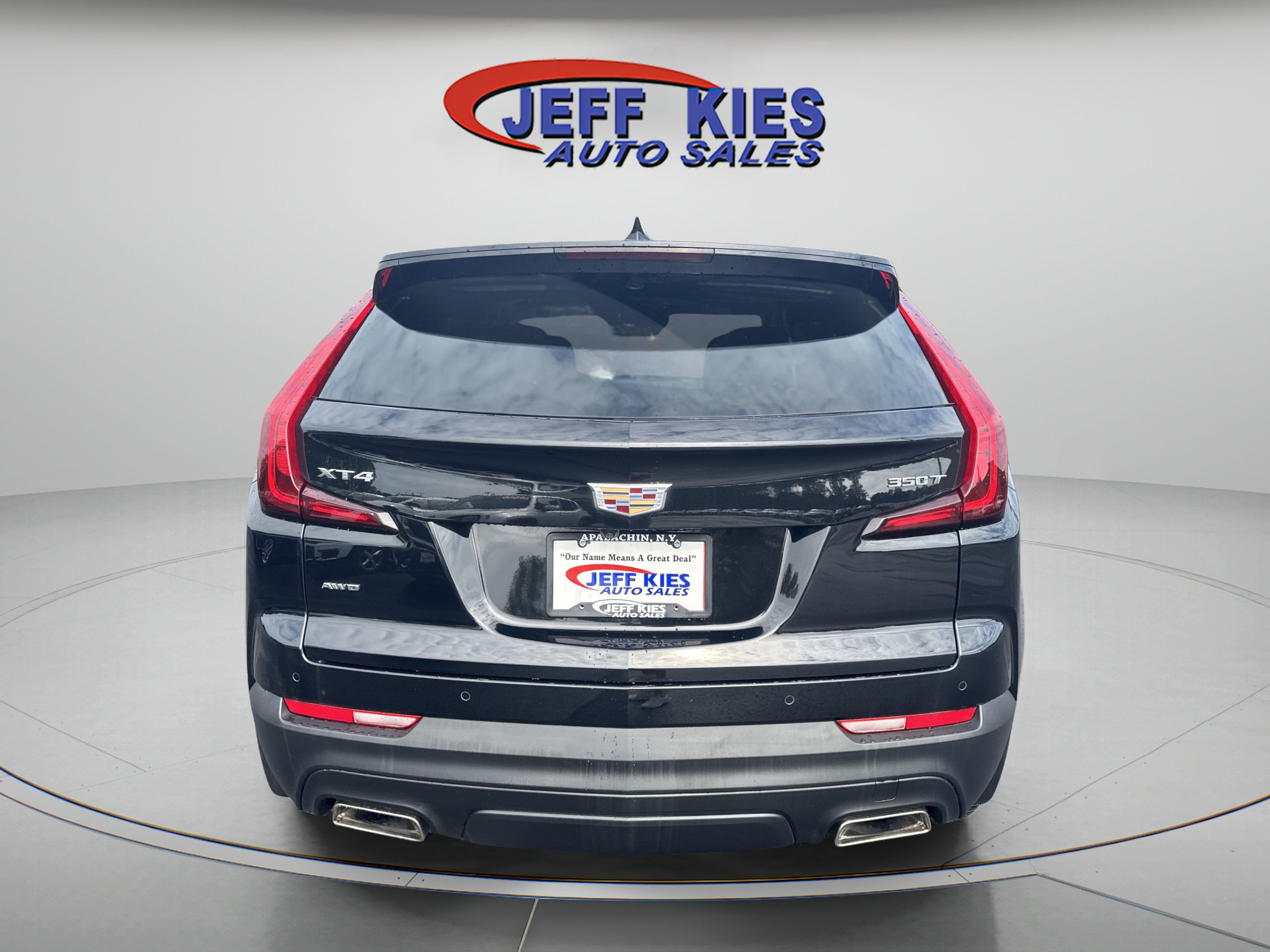 Used 2022 Cadillac XT4 Luxury AWD/4WD image 6