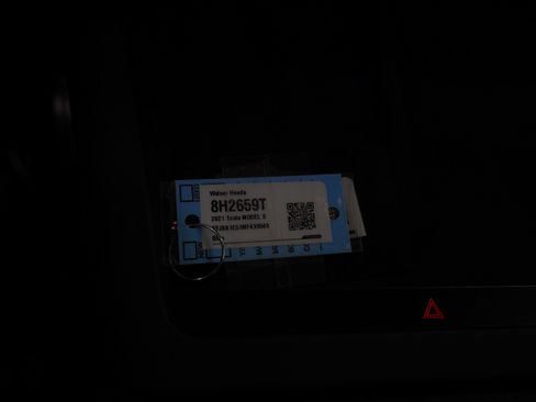 Used 2021 Tesla Model S Long Range image 26