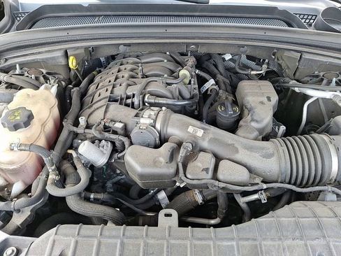 Used 2021 Jeep Grand Cherokee L Limited image 31