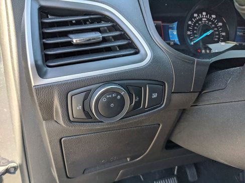 Certified 2024 Ford Edge SE image 22