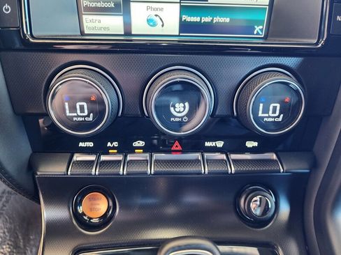 Used 2015 Jaguar F-TYPE S image 56