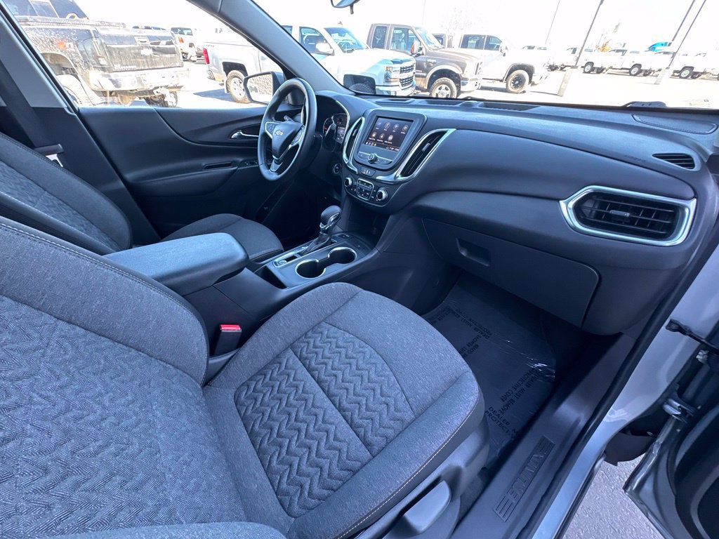 Used 2024 Chevrolet Equinox LT AWD/4WD image 38