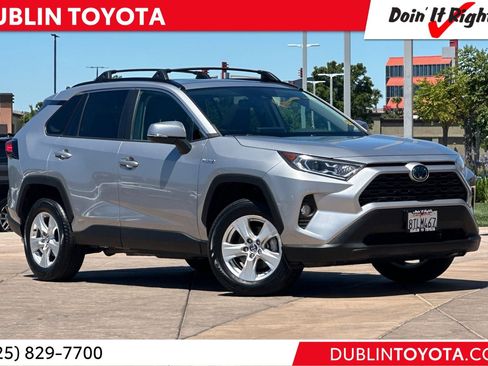 Used 2021 Toyota RAV4 XLE w/ Convenience Package AWD/4WD image 1