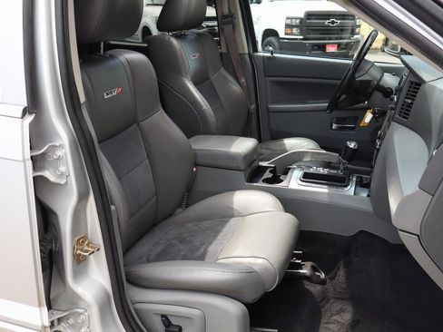 Used 2007 Jeep Grand Cherokee SRT8 w/ SRT Option Group I image 37