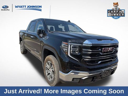 Used 2024 GMC Sierra 1500 SLT image 8