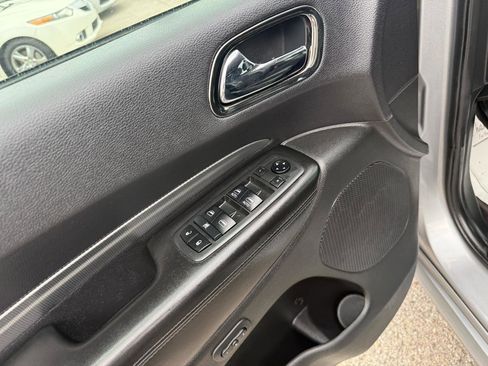 Used 2018 Dodge Durango GT image 13