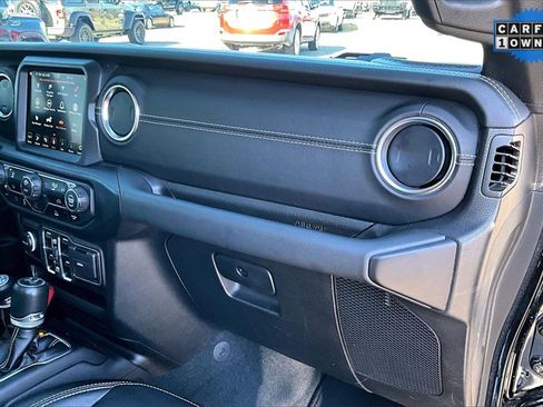 Used 2023 Jeep Wrangler Unlimited Sahara w/ Dual Top Group image 13