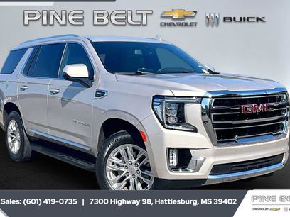 Used 2022 GMC Yukon SLT w/ SLT Luxury Package