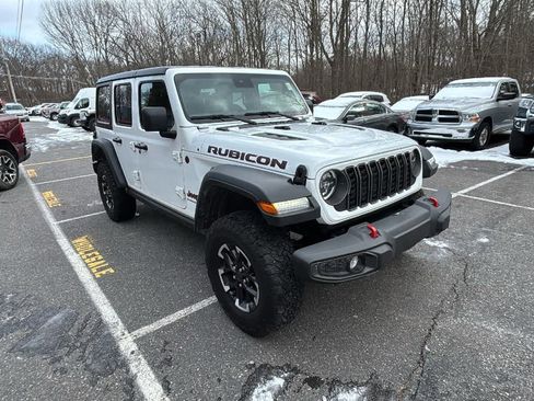 Used 2025 Jeep Wrangler Unlimited Rubicon image 7