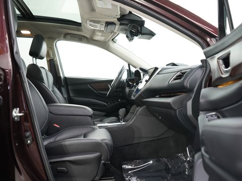 Used 2024 Subaru Ascent Touring AWD/4WD image 11
