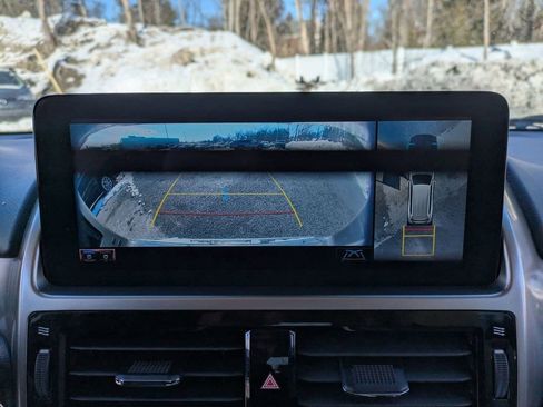 Used 2023 Lexus GX 460 Luxury w/ Sport Design Package image 13