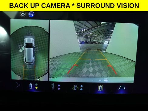 New 2026 Chevrolet Equinox LT w/ Safety and Technology Package AWD/4WD image 8