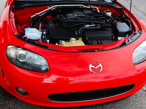 Used 2008 MAZDA MX-5 Miata Grand Touring w/ Premium Pkg RWD image 51