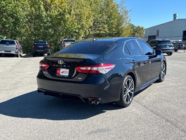 Used 2019 Toyota Camry SE w/ Audio Package FWD image 4