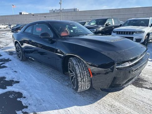 Used 2026 Dodge Charger Scat Pack AWD/4WD image 3