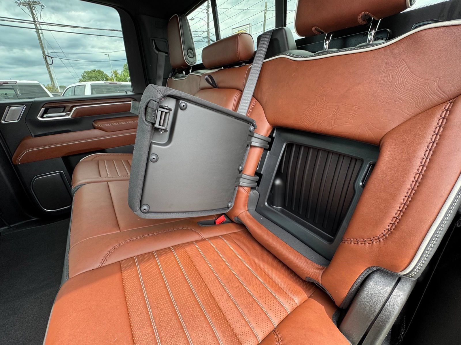 Used 2024 GMC Sierra 2500 Denali Ultimate w/ Max Trailering Package AWD/4WD image 33