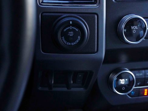 Used 2020 Ford Expedition Platinum image 29