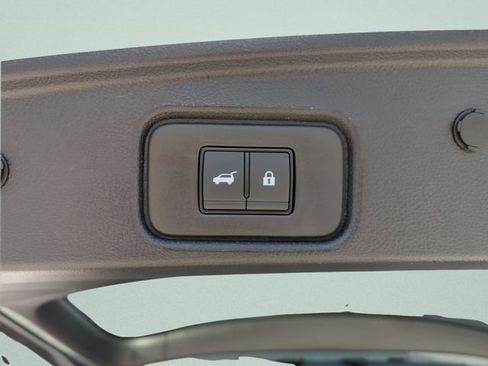 New 2026 Nissan Pathfinder SL w/ Cargo Package FWD image 18