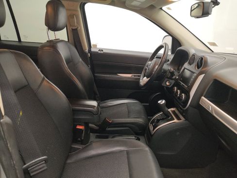 Used 2016 Jeep Compass Latitude image 21