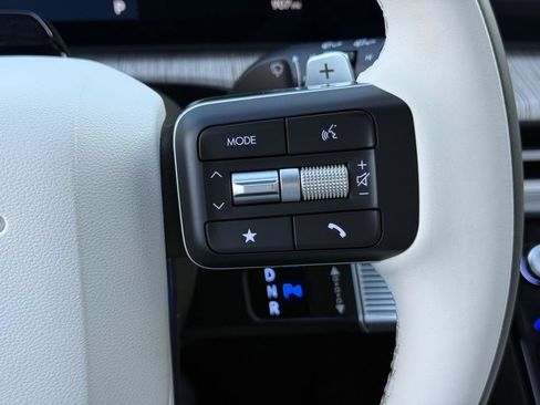 Used 2024 Hyundai Santa Fe Calligraphy image 17