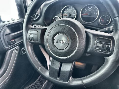 Used 2013 Jeep Wrangler Sport image 12