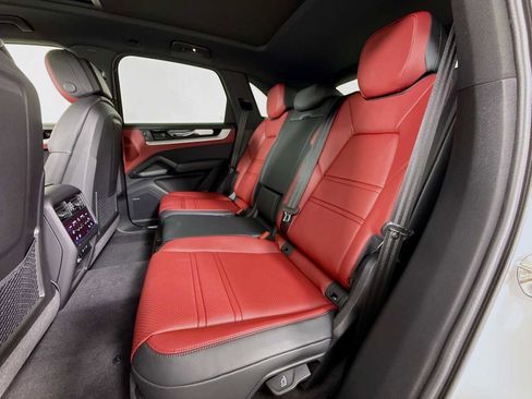 New 2026 Porsche Cayenne E-Hybrid image 24
