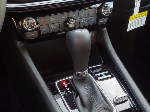 New 2026 Jeep Compass Limited image 13