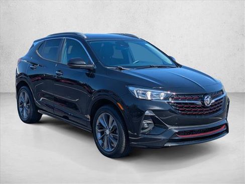 Used 2022 Buick Encore GX Select w/ Sport Touring Package FWD image 3