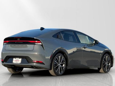 New 2026 Toyota Prius XLE image 3