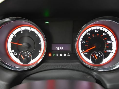 Used 2018 Dodge Grand Caravan SE w/ UConnect Hands-Free Group FWD image 14