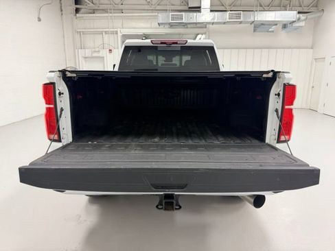 Certified 2025 Chevrolet Silverado 3500 LTZ w/ LTZ Premium Package AWD/4WD image 24