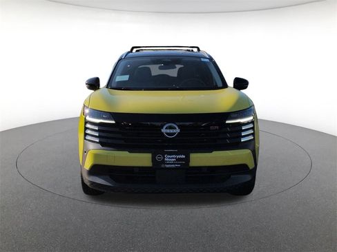 New 2026 Nissan Kicks SR w/ Cold Weather Package image 2