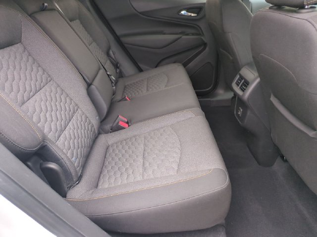 Used 2020 Chevrolet Equinox LT w/ Driver Convenience Package FWD image 17