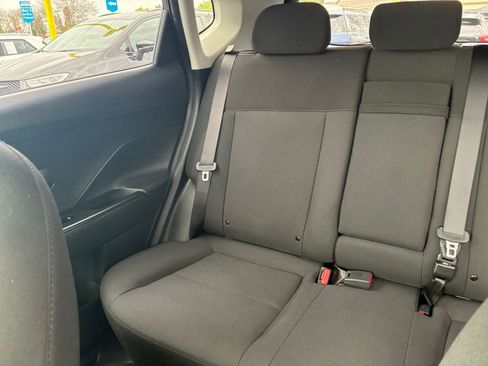 Used 2025 Hyundai Kona SEL image 40