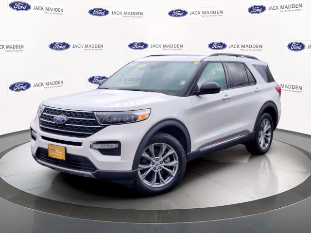 Certified 2023 Ford Explorer XLT w/ Equipment Group 202A AWD/4WD image 1