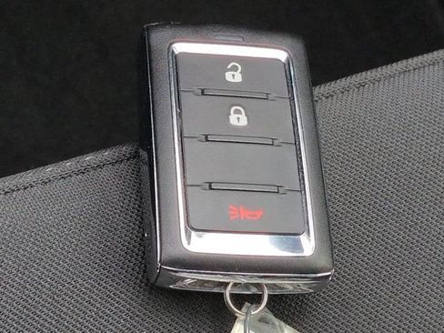 Used 2023 Jeep Grand Cherokee L Laredo RWD image 27